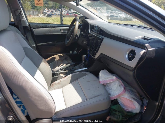 Toyota COROLLA LE 2017 5YFBURHE2HP705112 Image 5