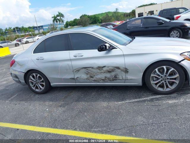 55SWF4JB4JU267661 Mercedes-Benz C 300