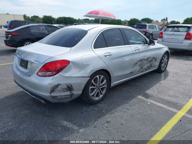 55SWF4JB4JU267661 Mercedes-Benz C 300