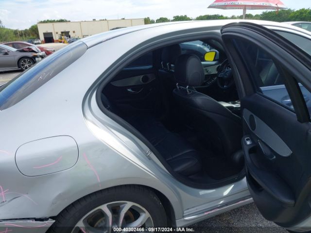 55SWF4JB4JU267661 Mercedes-Benz C 300