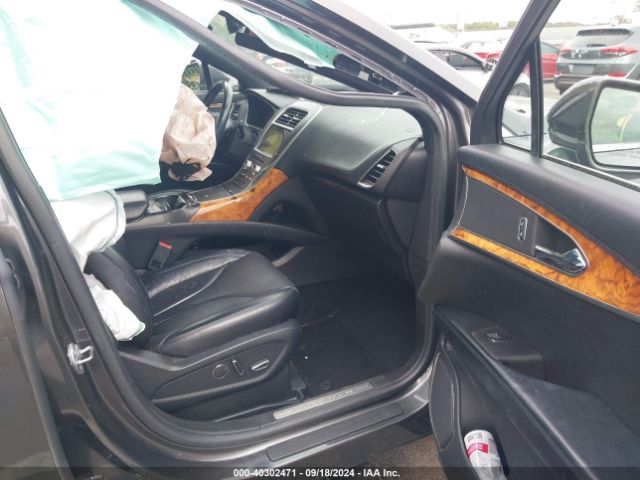2LMPJ8LR3JBL17596 Lincoln Mkx Reserve