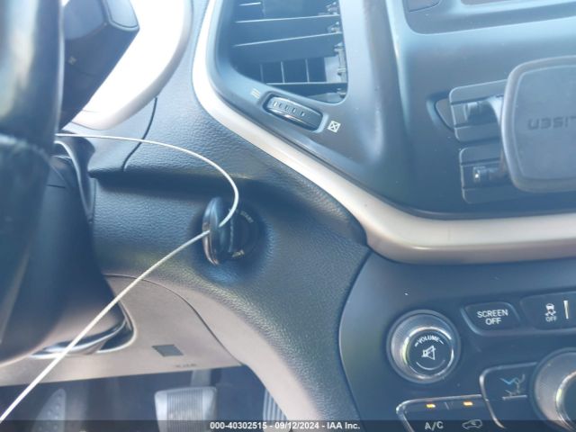 1C4PJMCS5FW655275 Jeep Cherokee Latitude