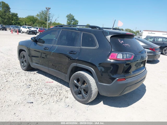 1C4PJLLB1MD112105 Jeep Cherokee Altitude Fwd