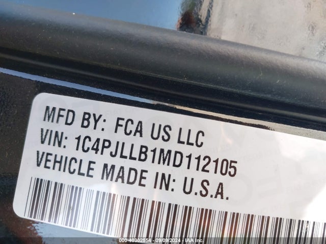 1C4PJLLB1MD112105 Jeep Cherokee Altitude Fwd