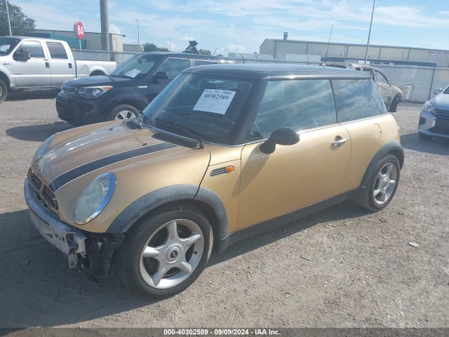 2005 MINI COOPER WMWRC33595TJ71162 Photo 1