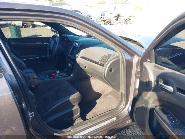 2C3CCAGG2JH256252 Chrysler 300 300s Awd