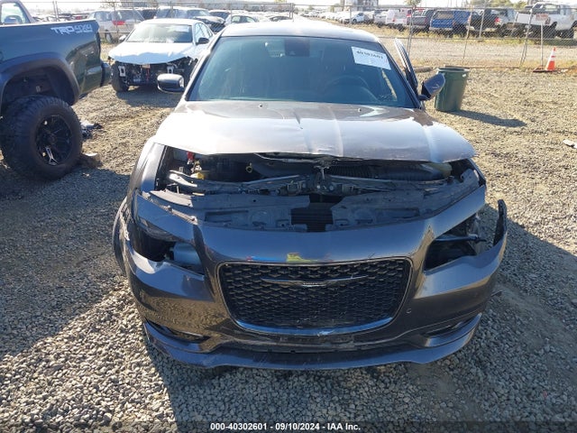 2C3CCAGG2JH256252 Chrysler 300 300s Awd