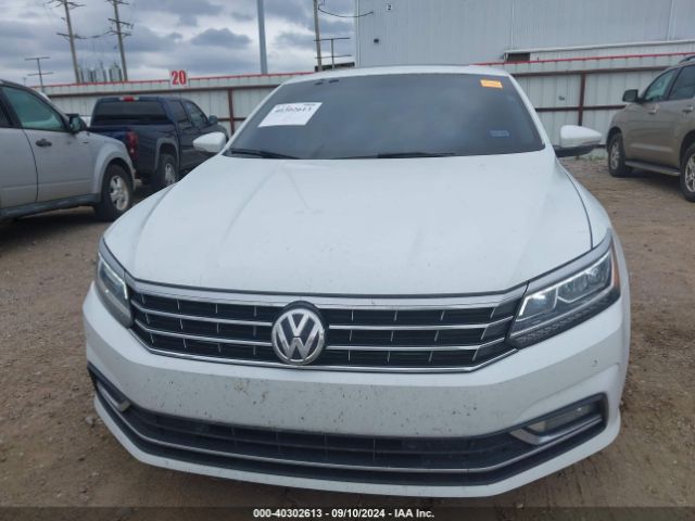 1VWBA7A37JC001456 Volkswagen Passat 2.0t Se
