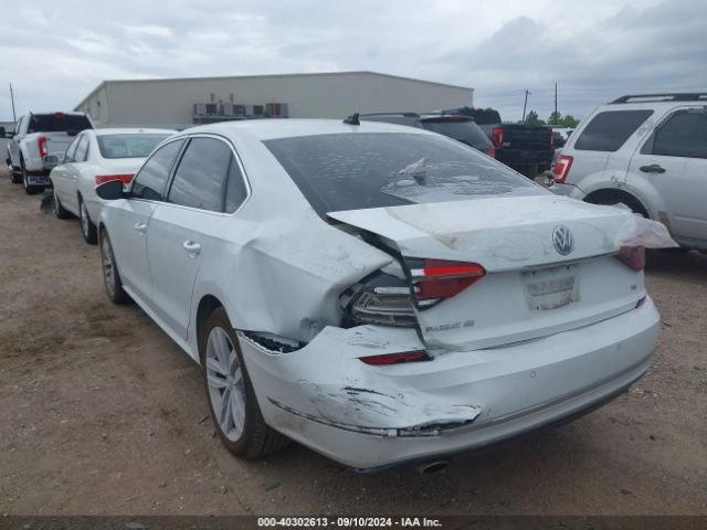 1VWBA7A37JC001456 Volkswagen Passat 2.0t Se