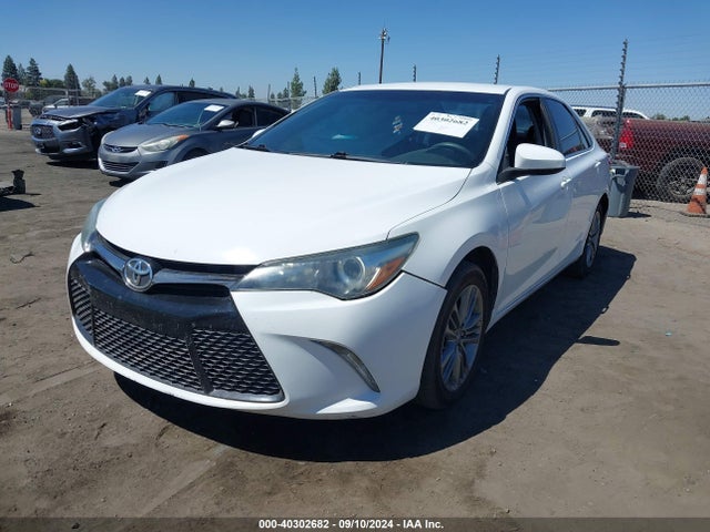Toyota CAMRY SE 2015 4T1BF1FKXFU009291 Image 2