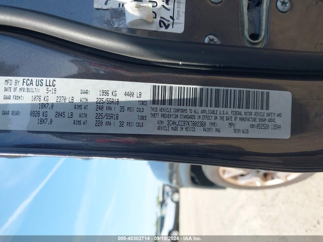 3C4NJCCB7KT802360 Jeep Compass Limited Fwd