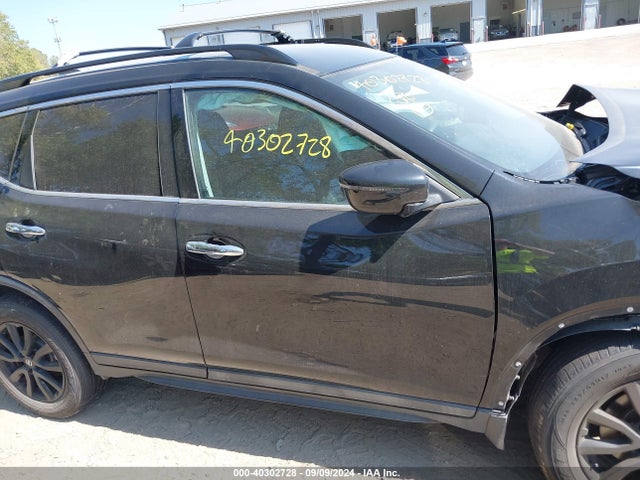 Nissan ROGUE SV 2017 5N1AT2MV2HC822835 Image 13