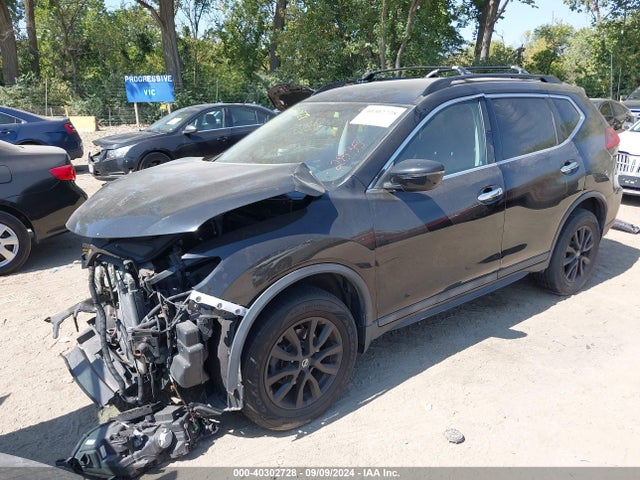 Nissan ROGUE SV 2017 5N1AT2MV2HC822835 Image 2