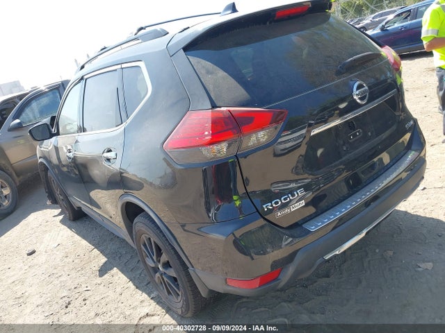 Nissan ROGUE SV 2017 5N1AT2MV2HC822835 Image 3