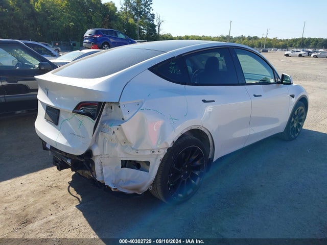 2021 TESLA MODEL Y 5YJYGDEE9MF191001 Photo 3