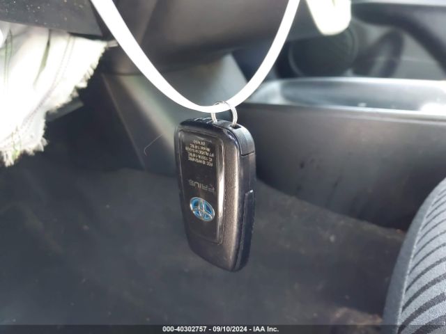 JTDKBRFU3J3591250 Toyota Prius Two