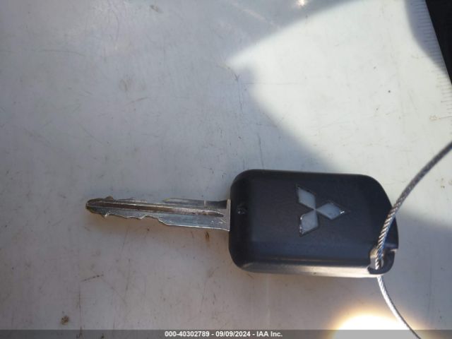JA4AP3AU1HZ033514 Mitsubishi Outlander Sport 2.0 Es