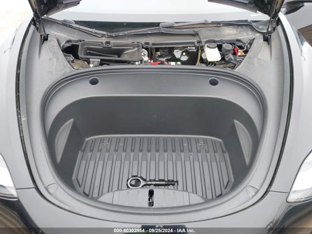 2023 TESLA MODEL 3 5YJ3E1EB2PF389895 Photo 9