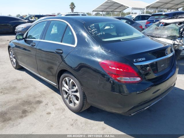 55SWF4JB7HU201051 Mercedes-Benz C 300 Luxury/sport