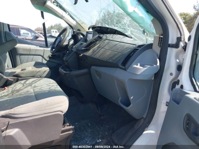 1FTYE9ZM7FKA32830 Ford Transit-150