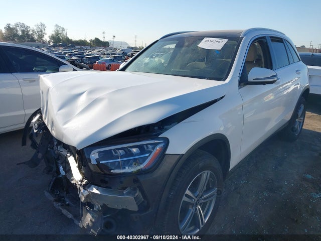 W1N0G8DB7NV395447 Mercedes-Benz Glc 300 Suv