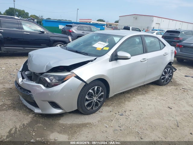 Toyota COROLLA LE 2015 2T1BURHE2FC450149 Image 2