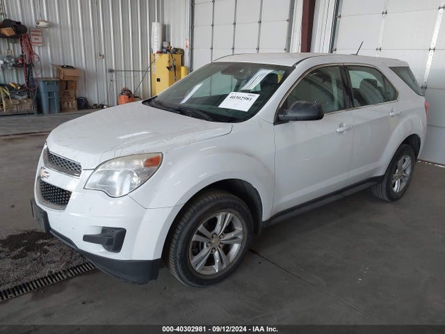 Chevrolet EQUINOX LS 2015 1GNALAEK8FZ124069 Image 2