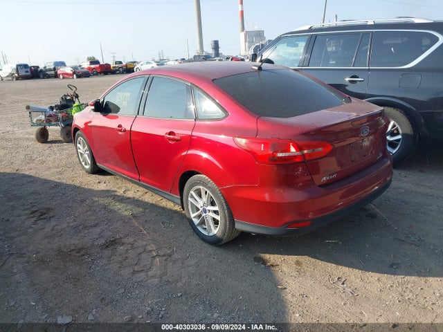 Ford FOCUS SE 2015 1FADP3F25FL241573 Image 3