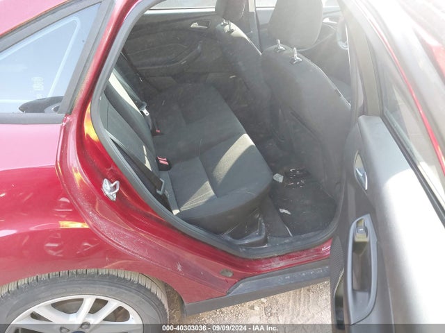Ford FOCUS SE 2015 1FADP3F25FL241573 Image 8