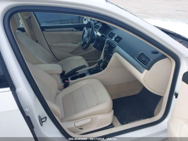 1VWBN7A36EC008537 Volkswagen Passat 2.0l Tdi Se
