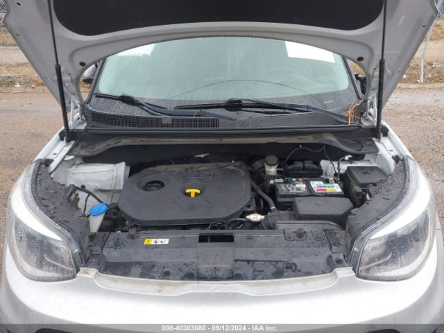 KNDJP3A59J7556991 KIA SOUL +