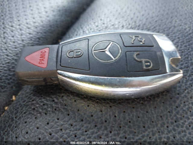 WDDGF8AB2ER324216 Mercedes-Benz C 300 Luxury 4matic/sport 4matic