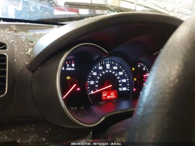 5XYKT3A60EG429130 KIA SORENTO LX