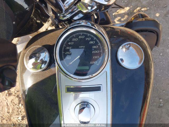2015 HARLEY-DAVIDSON FLHR 1HD1FBM34FB678460 Photo 6