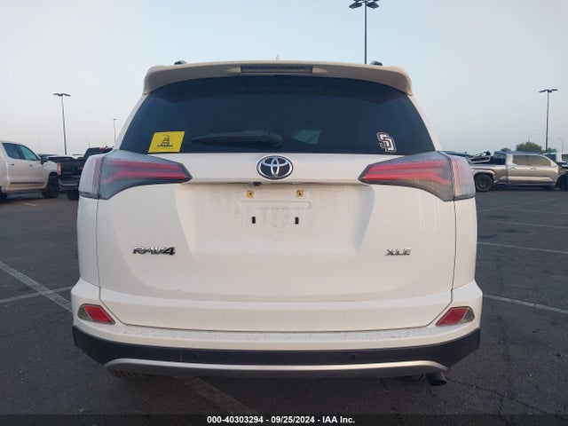Toyota Rav4 Xle 2016 JTMWFREV2GD083175 Image 16