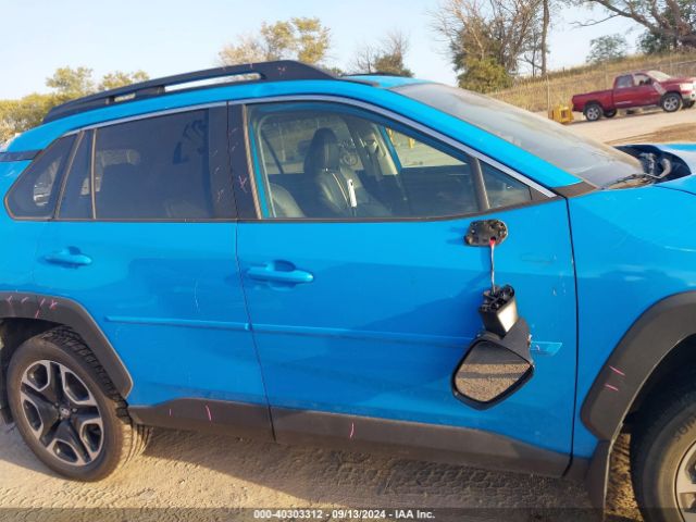 2T3J1RFV8KC050556 Toyota Rav4 Adventure