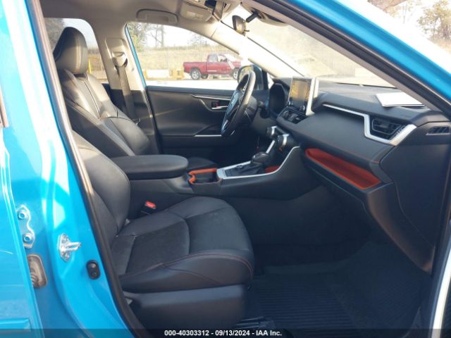 2T3J1RFV8KC050556 Toyota Rav4 Adventure