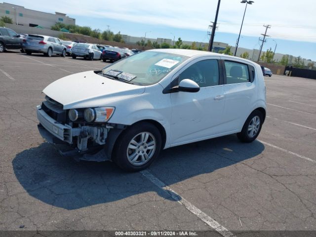 1G1JC6SH0F4121882 Chevrolet Sonic Lt Auto
