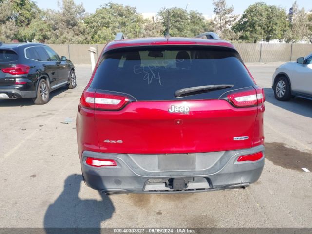 1C4PJMCS8HW660425 Jeep Cherokee Latitude 4x4