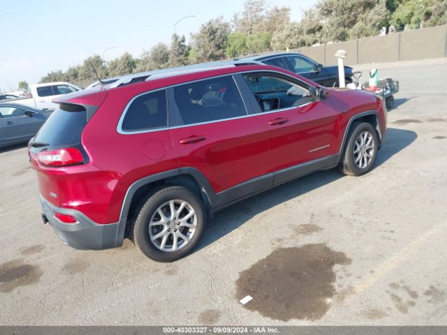 1C4PJMCS8HW660425 Jeep Cherokee Latitude 4x4