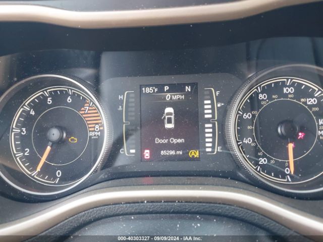 1C4PJMCS8HW660425 Jeep Cherokee Latitude 4x4