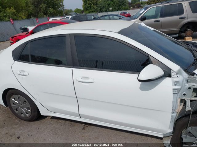 3KPA24AB1KE227634 KIA RIO S