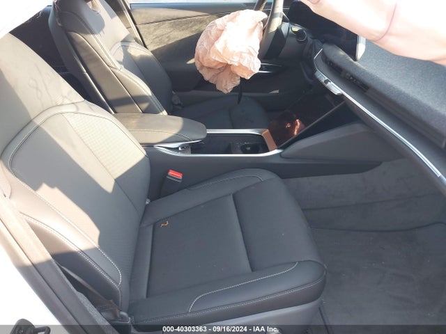 Lucid Air Pure 2023 50EA1PFA7PA006520 Image 5