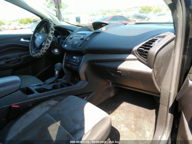 1FMCU9GD5HUD44289 Ford ESCAPE SE