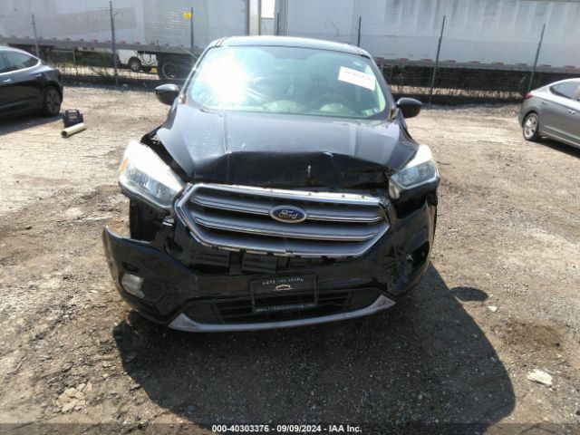 1FMCU9GD5HUD44289 Ford ESCAPE SE