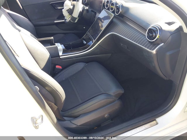 W1KAF4GB8PR126944 Mercedes-Benz C 300 Sedan