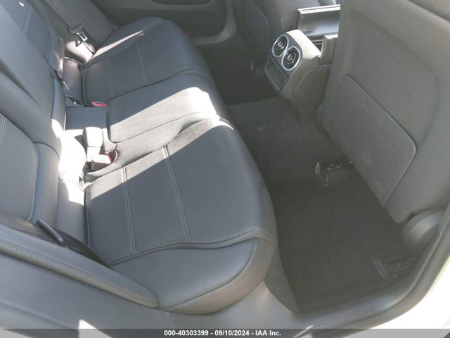 W1KAF4GB8PR126944 Mercedes-Benz C 300 Sedan