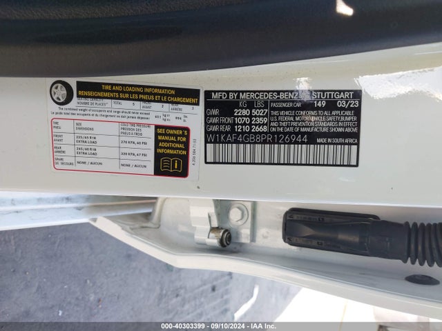 W1KAF4GB8PR126944 Mercedes-Benz C 300 Sedan