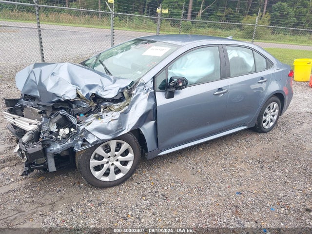 Toyota COROLLA LE 2022 5YFEPMAE6NP328443 Image 2