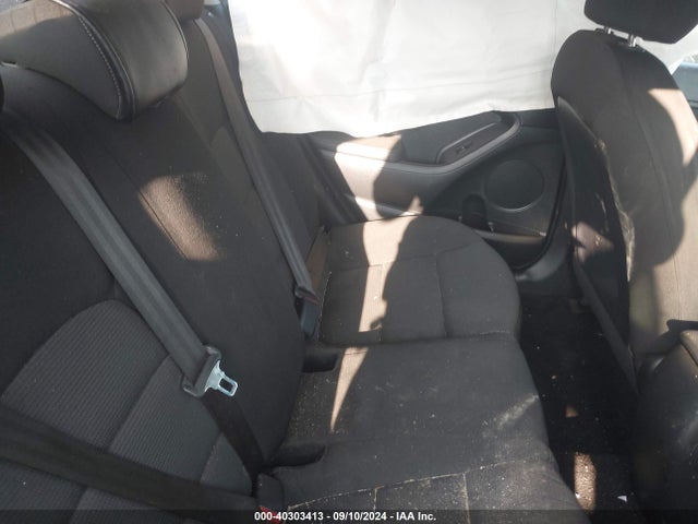 KIA FORTE LX 2017 3KPFK4A76HE080673 Image 8